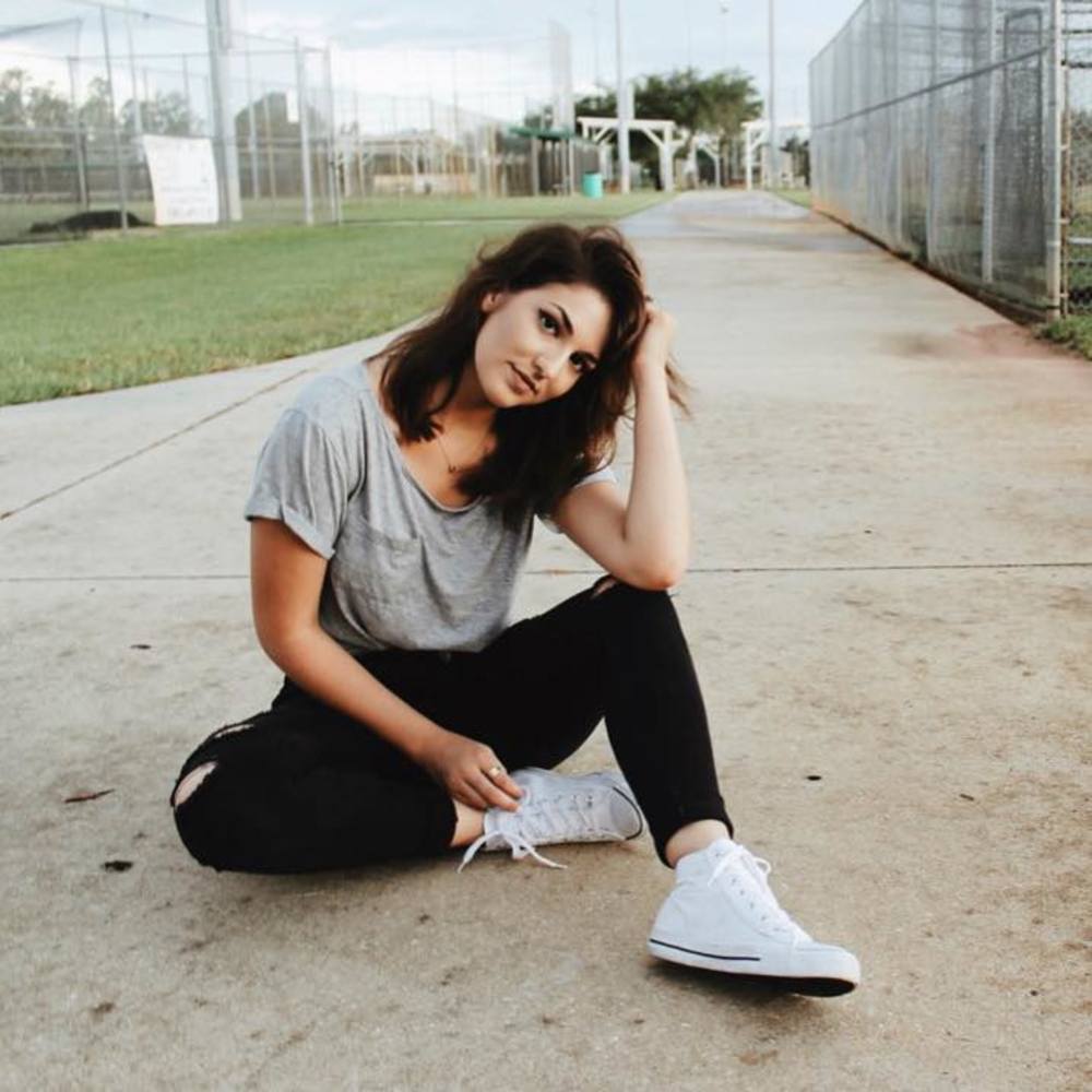 Meet your Posher, Amie